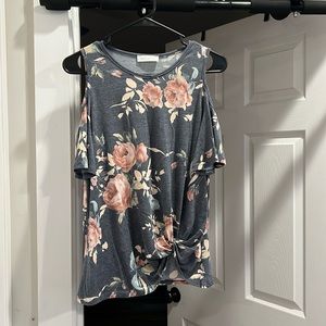 Women’s Boutique Twelve Months Floral short sleeve with shoulder cut outs